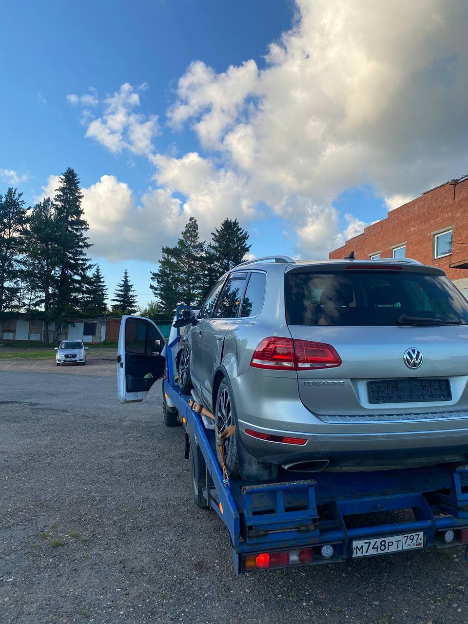 Volkswagen Touareg 2015, дизель, 98 тыс. км